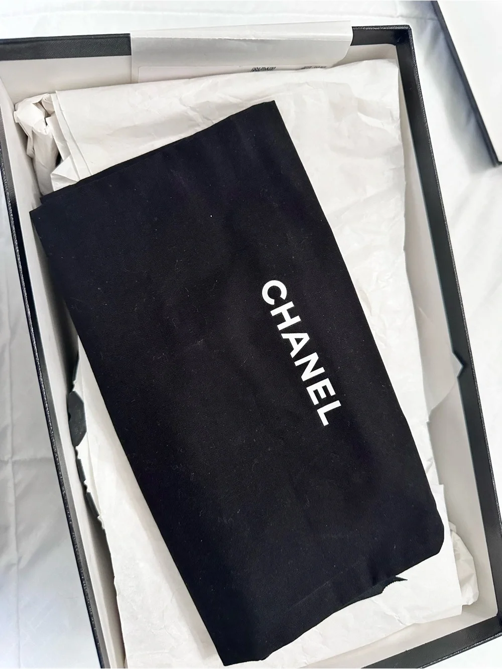 CHANEL White and Black CC Logo Runner Sneakers - Suede accents, 100% authentic